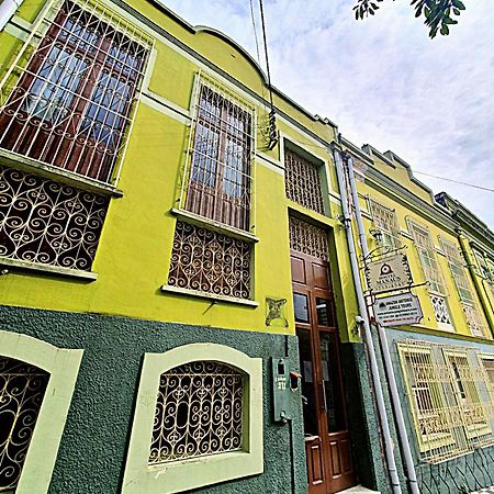 Hostel มาเนาส์ ภายนอก รูปภาพ