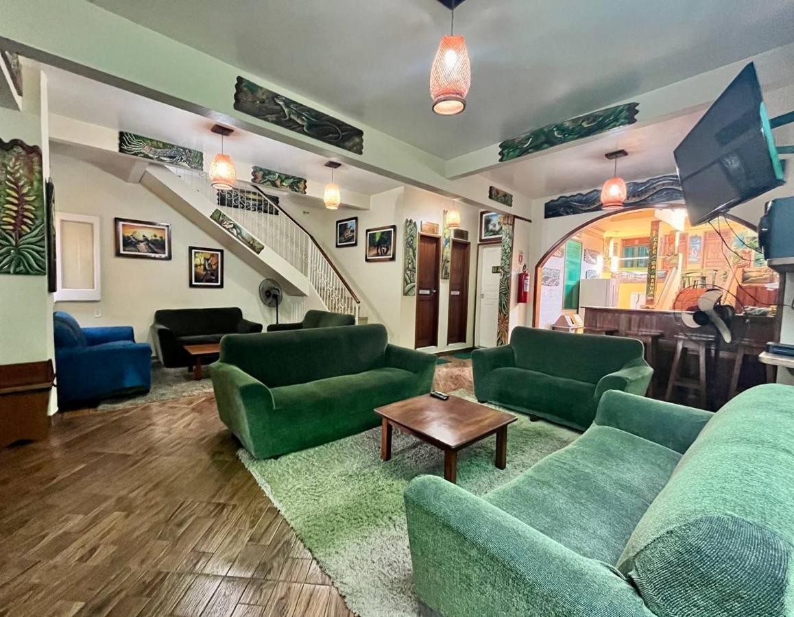 Hostel มาเนาส์ ภายนอก รูปภาพ