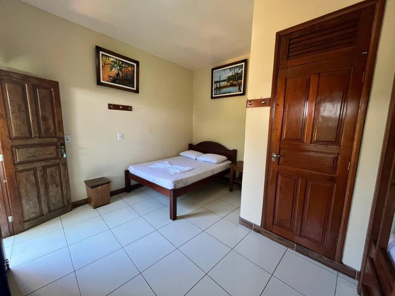 Hostel มาเนาส์ ภายนอก รูปภาพ