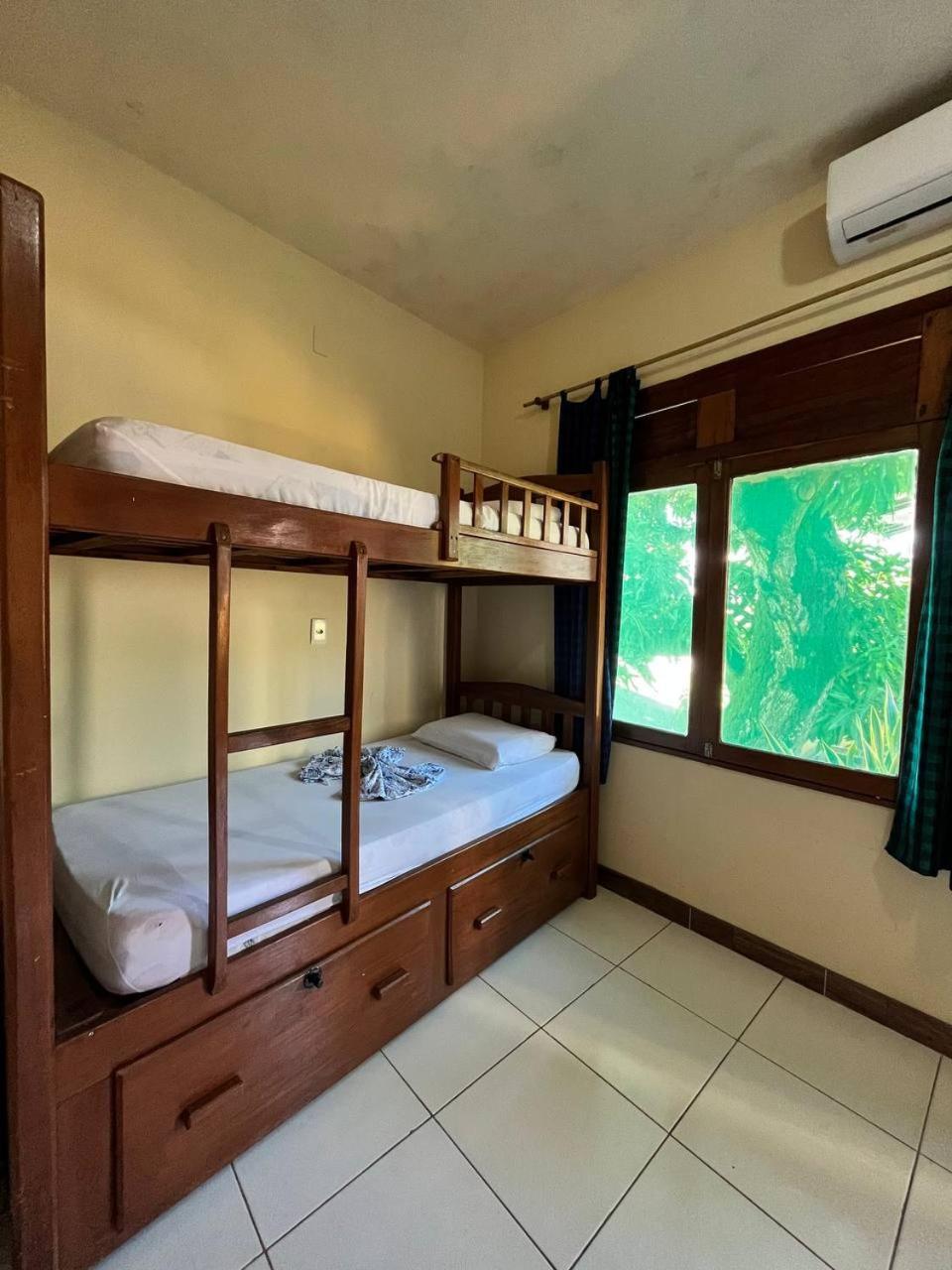 Hostel มาเนาส์ ภายนอก รูปภาพ