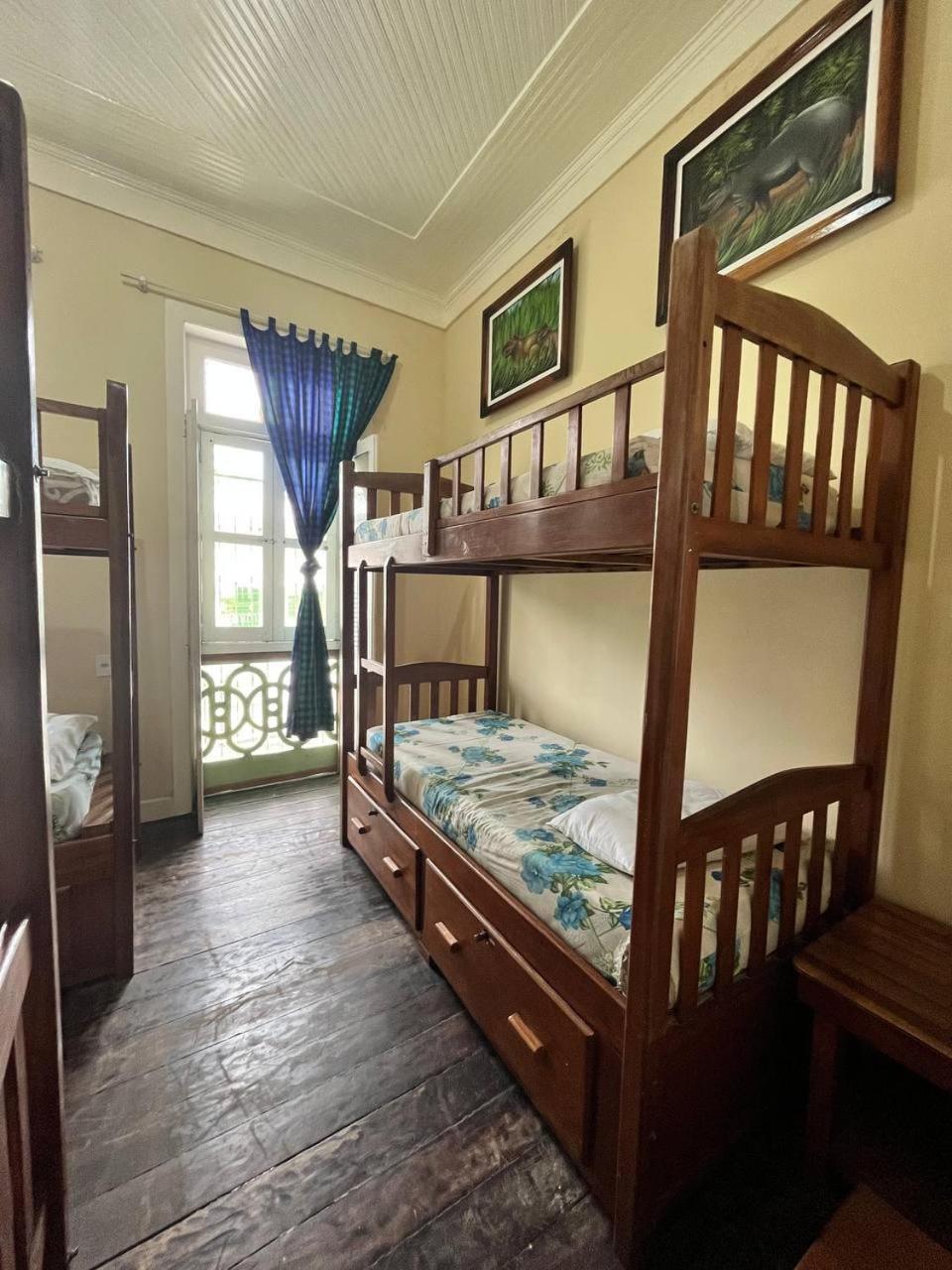 Hostel มาเนาส์ ภายนอก รูปภาพ